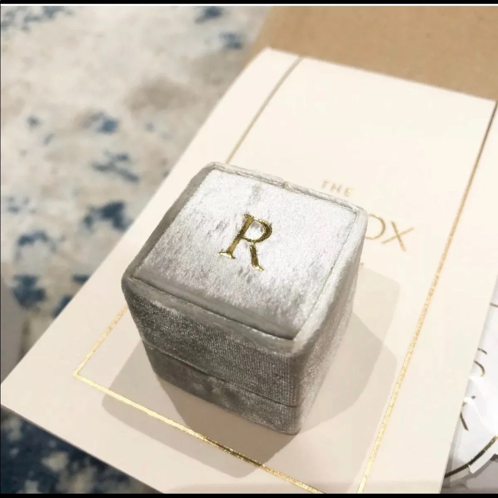 The Mrs Box “R” grey and gold velvet ring box